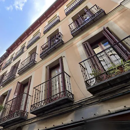 Piso En Pleno Centro De Madrid