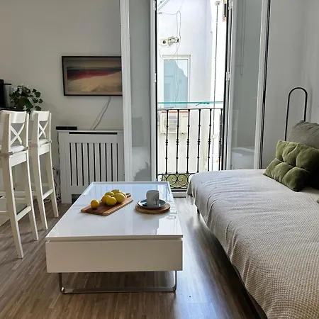 Piso En Pleno Centro De Apartamento *