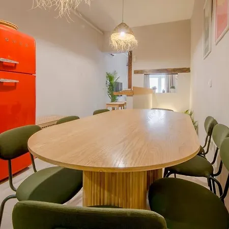 Cool Deluxe Interior Design A 2 Min De Gran Via