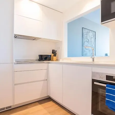 Lujo Con Vistas Skyline 1gb Wifi Apartment *