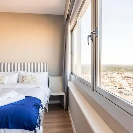 Lujo Con Vistas Skyline 1gb Wifi Apartment *