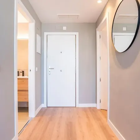 Lujo Con Vistas Skyline 1gb Wifi Apartment *