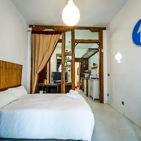 Apartment Centrico Estudio En Plaza De Espana By Bebalmy Madrid