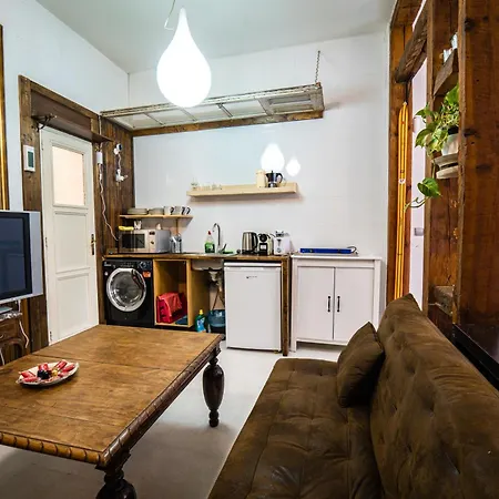 Centrico Estudio En Plaza De Espana By Bebalmy * Madrid