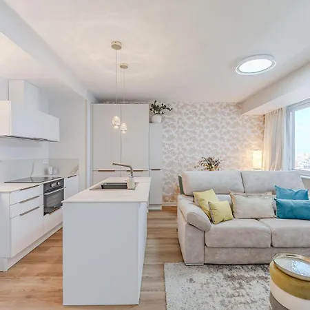 Colon Apartment