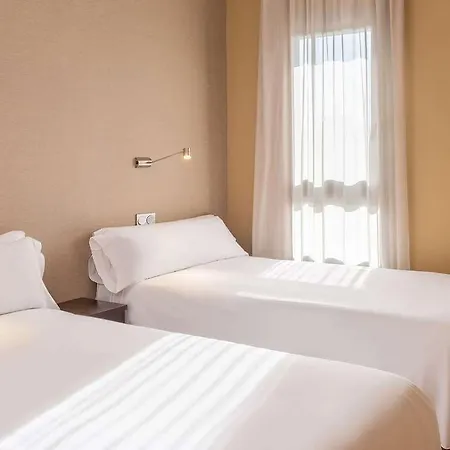 Airport Suites, Affiliated By Melia