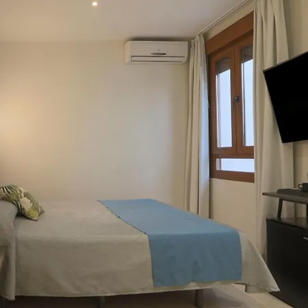 Guest house Castilla Ii Puerta Del Sol 2*