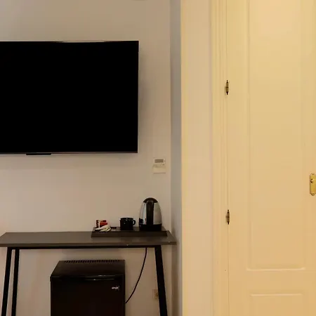 Castilla Ii Puerta Del Sol Guest house 2*