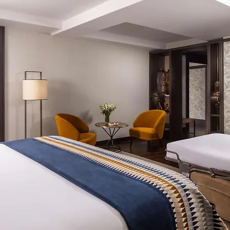 Hotel Nh Collection Palacio De Tepa 5*