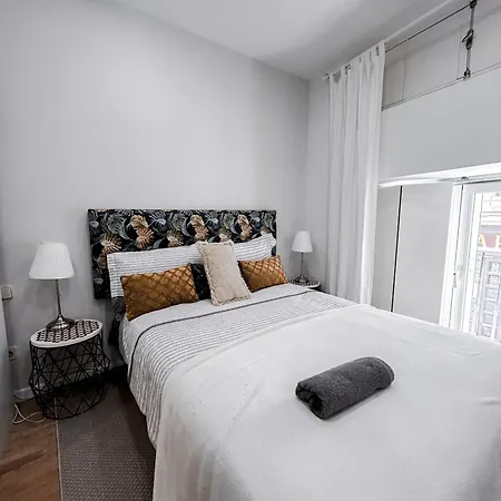 Apartment Impresionante Triplex En Canaleja, Sol Madrid