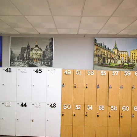 Downtown Hostel *