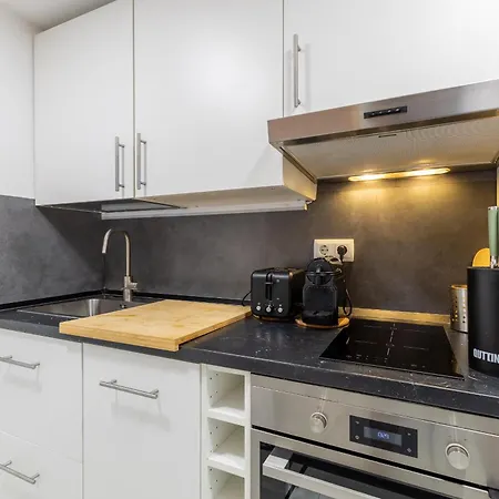 Galileo Apartment *