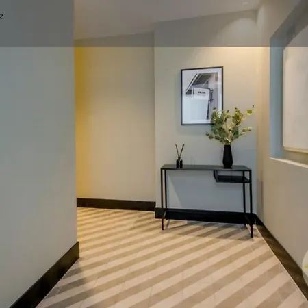 Apartment Elegancia En Justicia 3, Hernan Cortes 12 E2 *