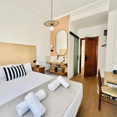 Autentic Boutique Moncloa *