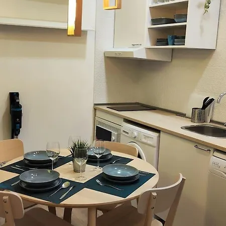 Entero Junto A Cuatro Caminos Con Licencia Del Ayto De Apartment Madrid