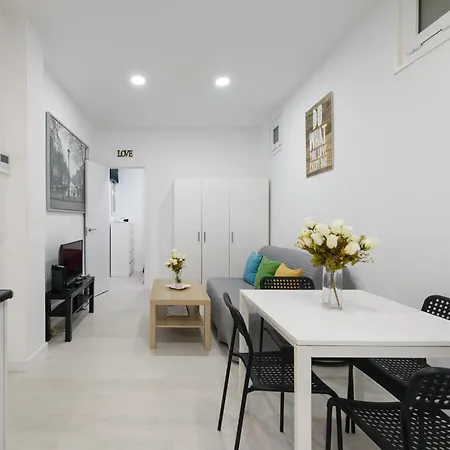 Piso Nuevo Lavapies, Wifi, Smart Tv *