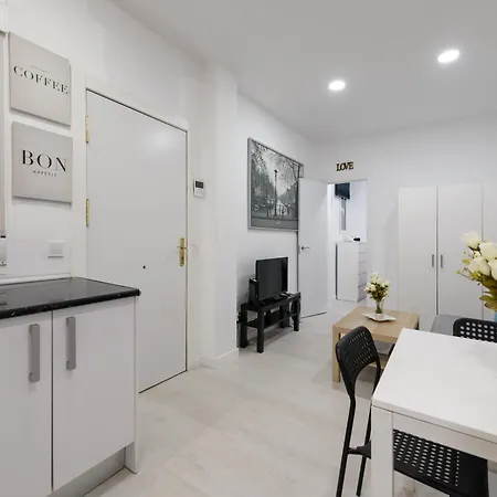 Piso Nuevo Lavapies, Wifi, Smart Tv Apartment *