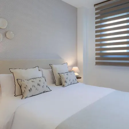 Alejandro Dumas Exclusive Living * Madrid