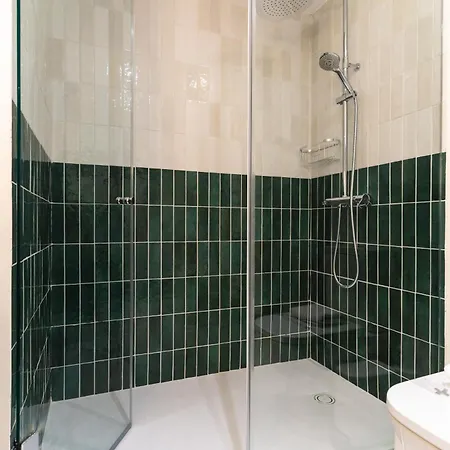 Apartment Modern And Bright-2bedrooms 1bathroom-colon Madrid