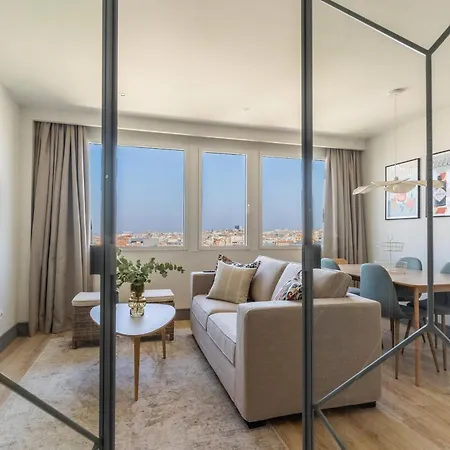 Modern And Bright-2bedrooms 1bathroom-colon Appartamento