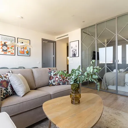 Modern And Bright-2bedrooms 1bathroom-colon Madrid