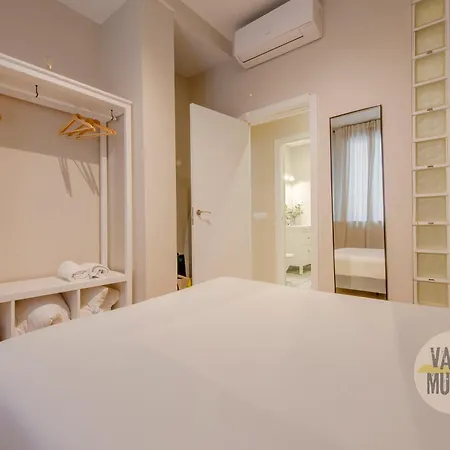 Bajo Duplex 7pax A 5 Min De Gran Via-malasana Apartamento