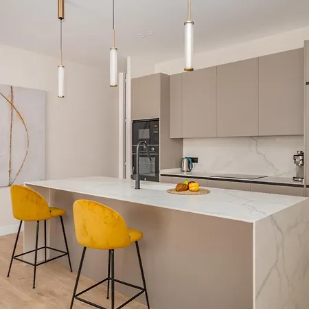 Centro Xxi Calle Principe 3br 3bh Apartment Madrid