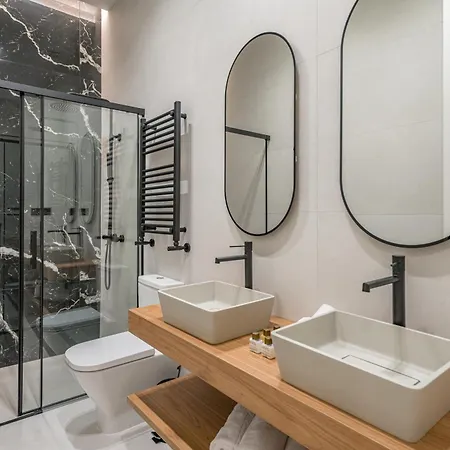 Apartment Centro Xxi Calle Principe 3br 3bh Madrid