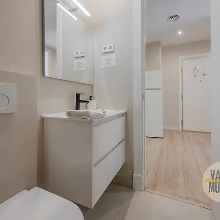 Agradable Piso De 3hab En El Rastro-centro De *