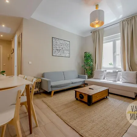 Agradable Piso De 3hab En El Rastro-centro De Apartment *