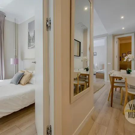 Agradable Piso De 3hab En El Rastro-centro De *
