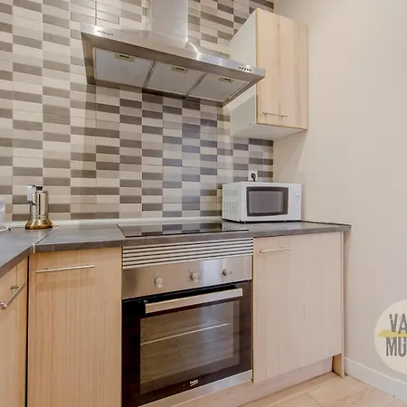 Agradable Piso De 3hab En El Rastro-centro De