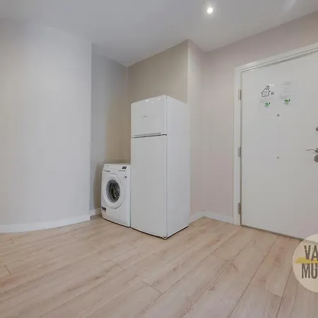 Agradable Piso De 3hab En El Rastro-centro De Apartment *