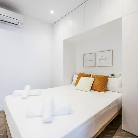 Urban Tranquility In - Ideal For Couples *