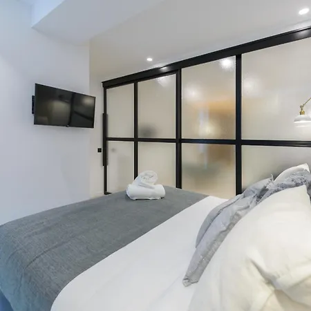 Apartment Deluxe Sol, By Monaro