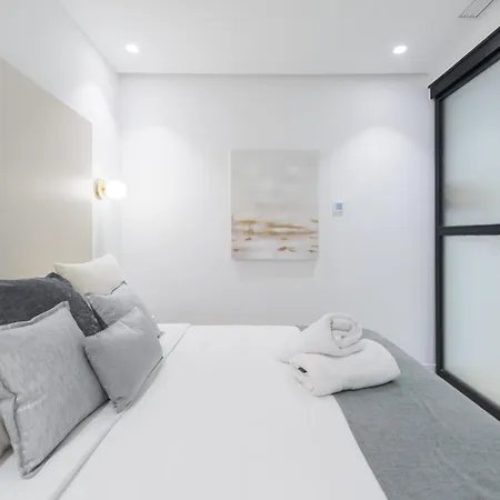 Apartment Deluxe Sol, By Monaro