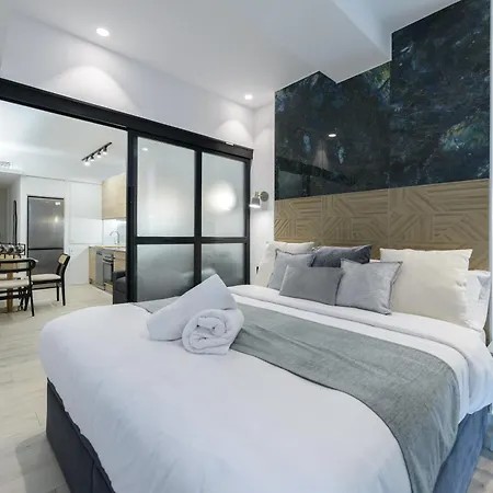 Apartment Deluxe Sol, By Monaro