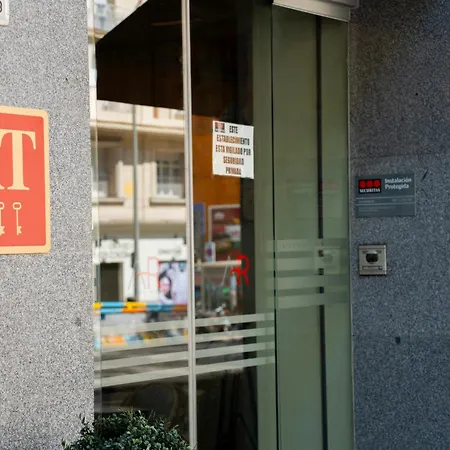 Апарт-отель Aparto-hotel Rosales Мадрид