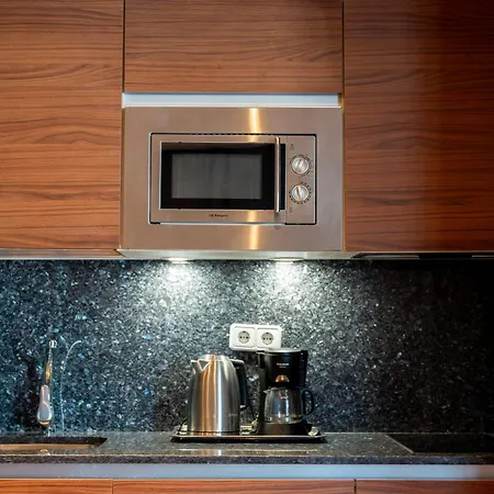 Aparto-hotel Rosales 3*