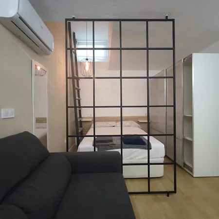 Ama Arturo Soria Estudio Apartment