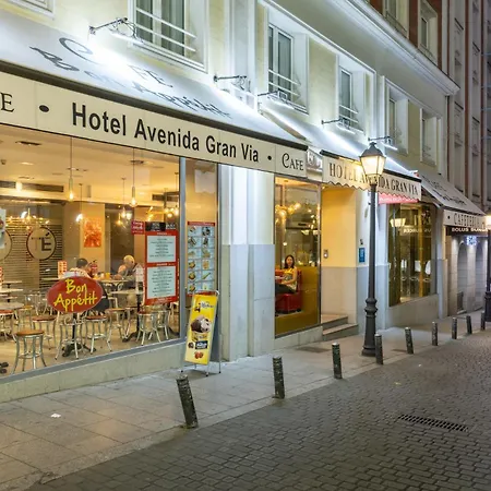 Avenida Gran Via Hotell Madrid