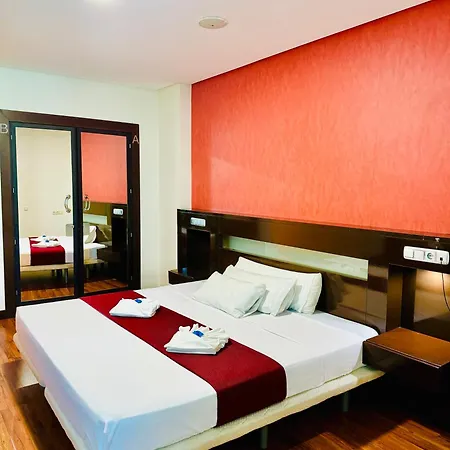 Hotel La Cantuena