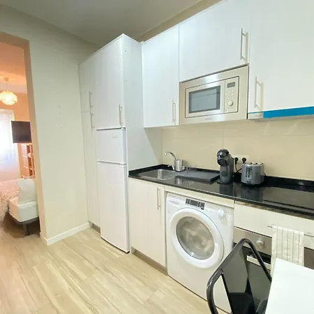 Estudios Gran Via Apartment