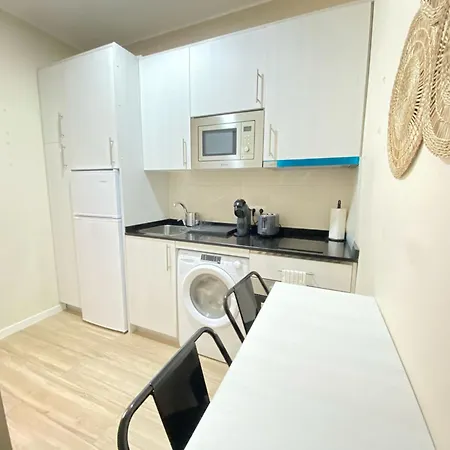 Estudios Gran Via Apartment Madrid