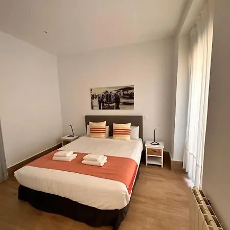 Amazing 3bd 3bth With 9 Balconies By Madrid4you Apartment Madrid