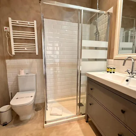 Amazing 3bd 3bth With 9 Balconies By Madrid4you Madrid