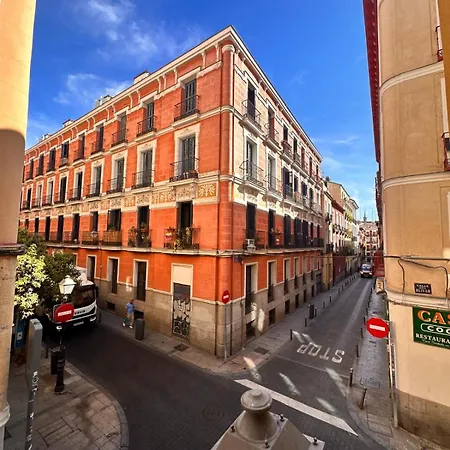 Apartment Amazing 3bd 3bth With 9 Balconies By Madrid4you