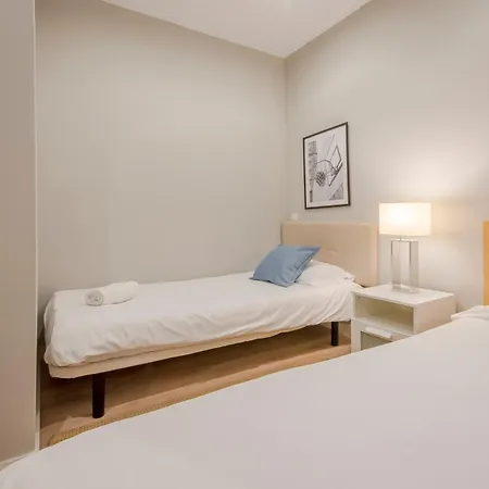 Apartamento Acogedor 3 Y Terraza En El Centro De *