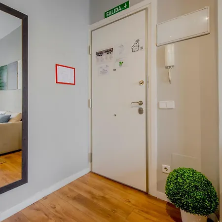Apartment Excelente Piso De 3 En La Latina-centro