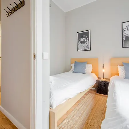 Apartamento Excelente Piso De 3 En La Latina-centro
